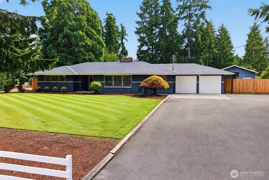 9904 122nd ST E, Puyallup, WA 98373