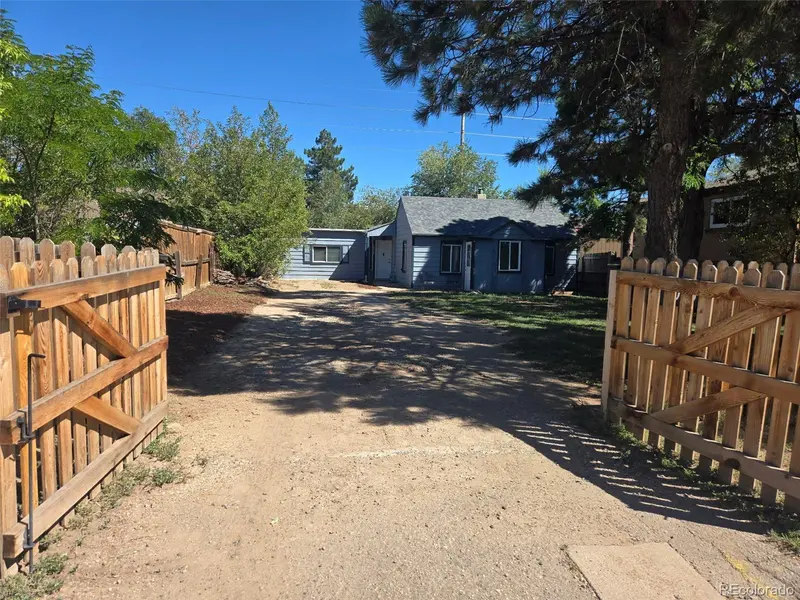 1058 S Raleigh st ST, Denver, CO 80219