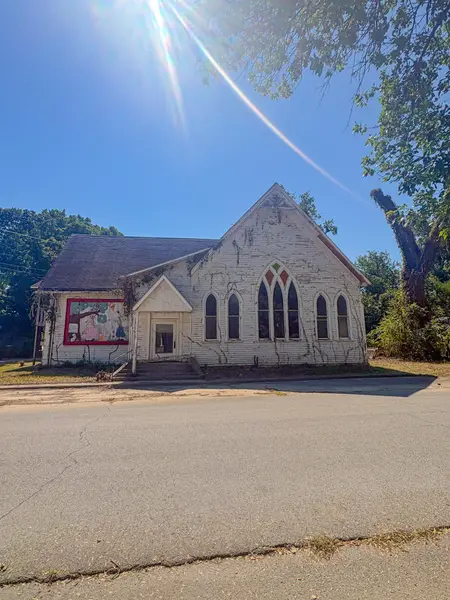 700 Ottawa ST, Seneca, MO 64865