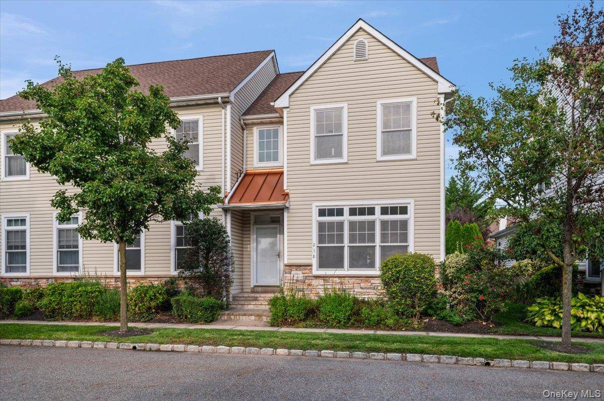 238 Harbor View DR #238, Port Washington, NY 11050