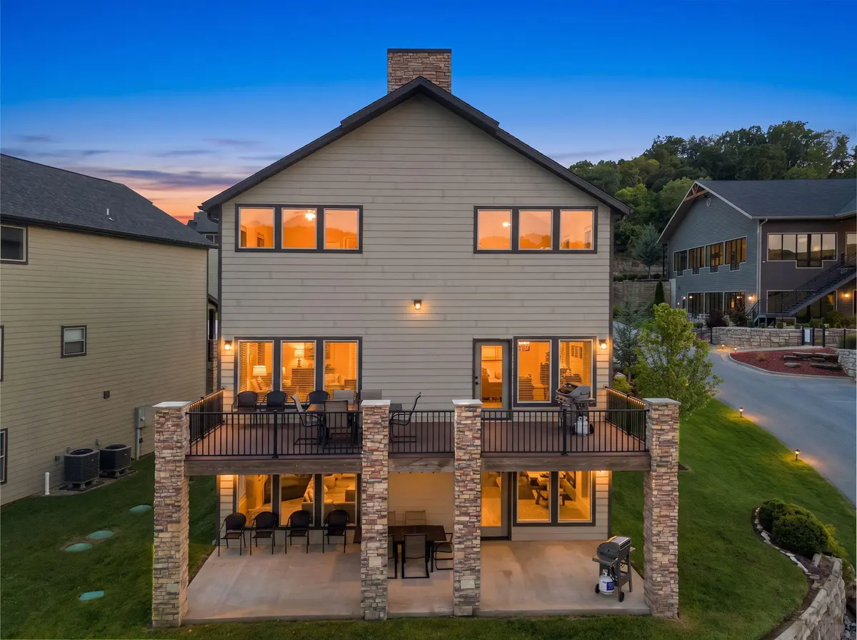 162 Antlers LN ## 9, Branson, MO 65616