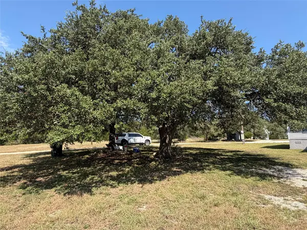 873-879 Lonesome TRL, Driftwood, TX 78619