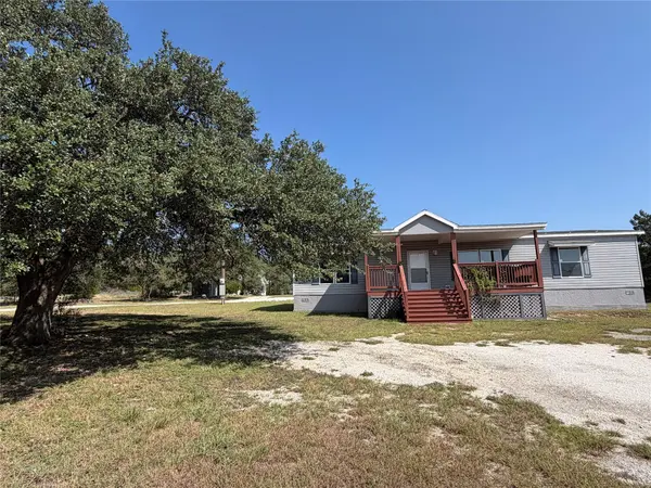 873-879 Lonesome TRL, Driftwood, TX 78619