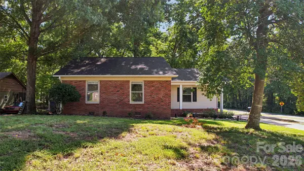 611 Woodland DR, Rockwell, NC 28138