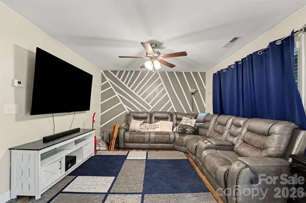 815 Sunset DR, Salisbury, NC 28147