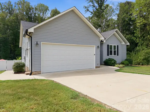 218 S Cleo AVE, Granite Quarry, NC 28146