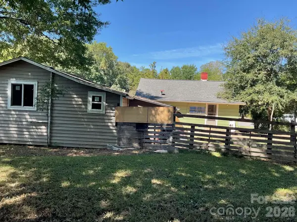 1311 Dekalb ST S, Shelby, NC 28152