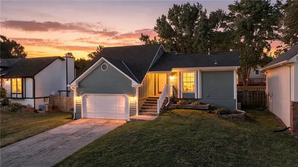 16205 W 126th ST, Olathe, KS 66062