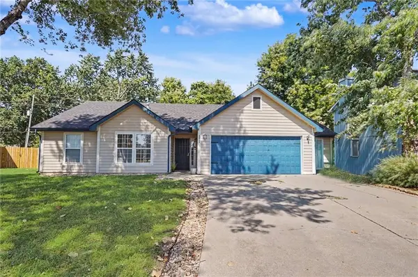 3424 Chance LN, Lawrence, KS 66047