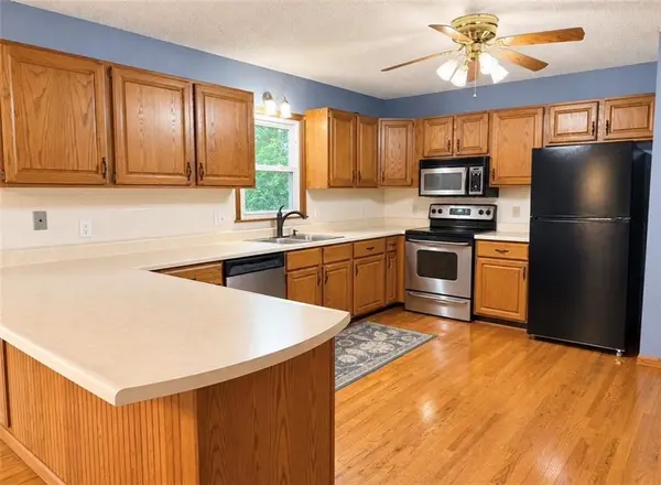 824 S Dunn ST, Maryville, MO 64468