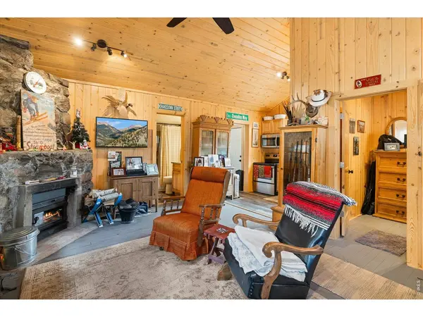 945 Klondyke, Nederland, CO 80466
