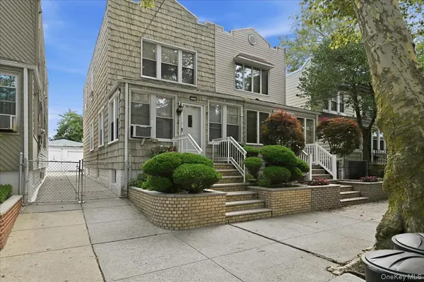 7733 79th PL, Glendale, NY 11385