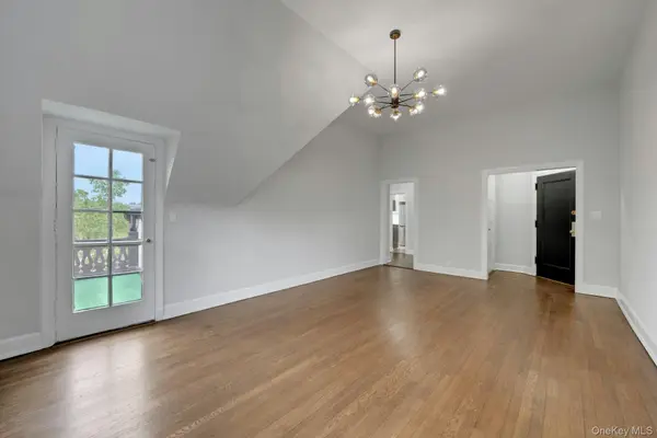 64 kensington RD #3B, Bronxville, NY 10708