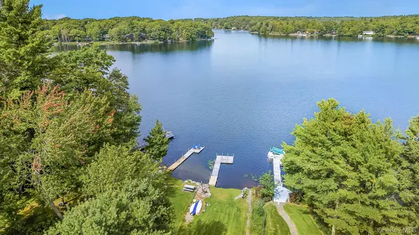 74 Lake Shore DR, Rock Hill, NY 12775