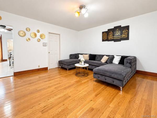 147-48 24th AVE, Whitestone, NY 11357