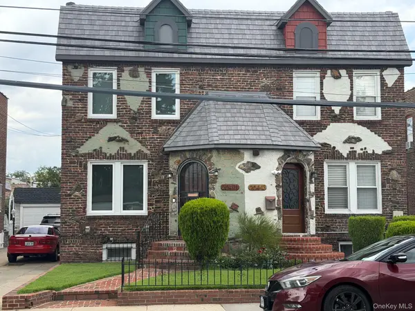204-11 Murdock AVE, Saint Albans, NY 11412