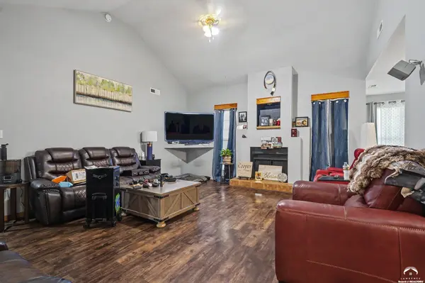3424 Chance LN, Lawrence, KS 66047