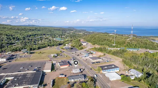 96 Outer Dr, Silver Bay, MN 55614