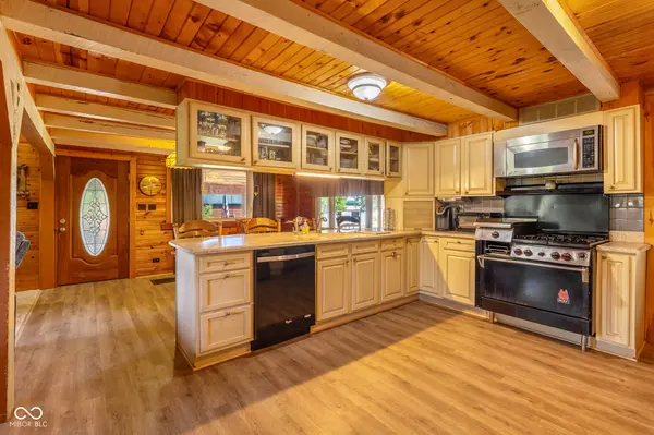 1156 Cope RD, Martinsville, IN 46151
