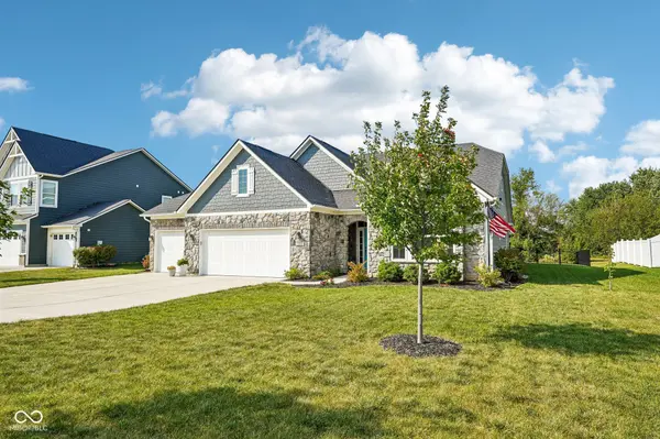 11814 Brambling LN, Noblesville, IN 46060