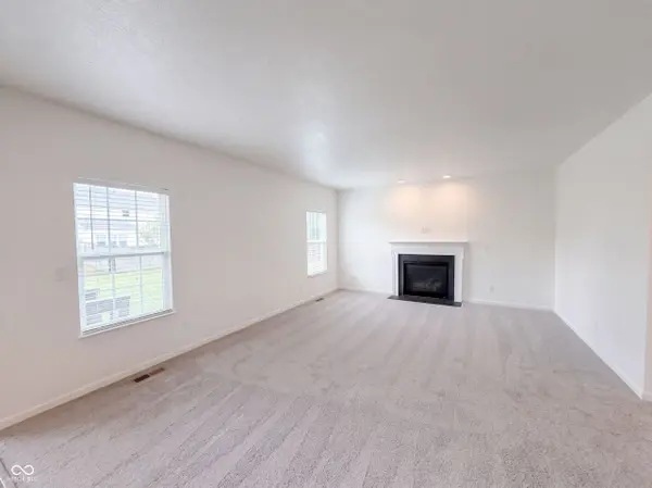 628 Reunion LN, Greenwood, IN 46143