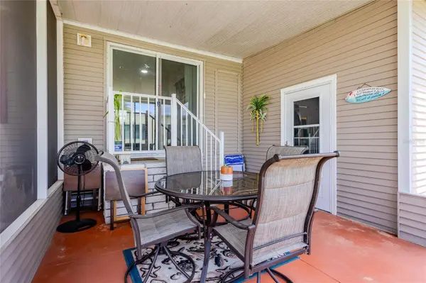 2100 KINGS HWY #429, Port Charlotte, FL 33980