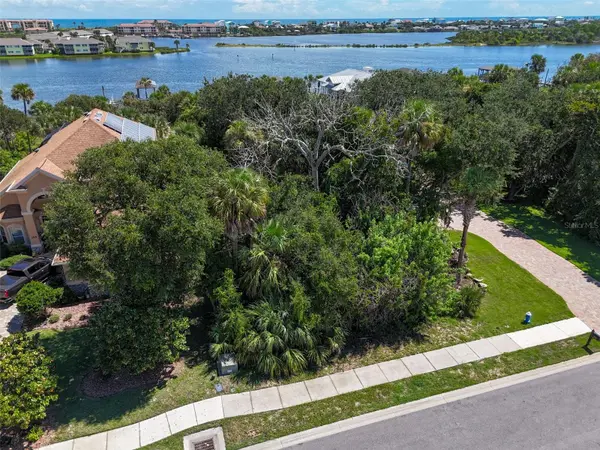 197 S RIVERWALK DR, Palm Coast, FL 32137