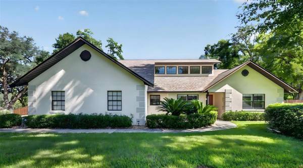 1039 LINDA GLEN AVE, Fruitland Park, FL 34731