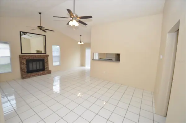 828 CINNAMON DR E, Winter Haven, FL 33880