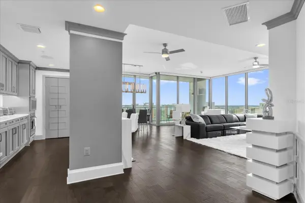 260 S OSCEOLA AVE #1406, Orlando, FL 32801