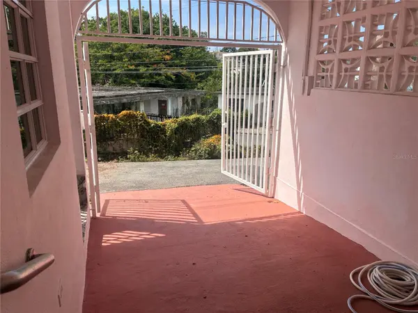 R-4 CASA DE ROSA, Vieques, PR 00765