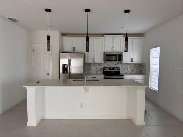 862 MARCEL LOOP, Davenport, FL 33837