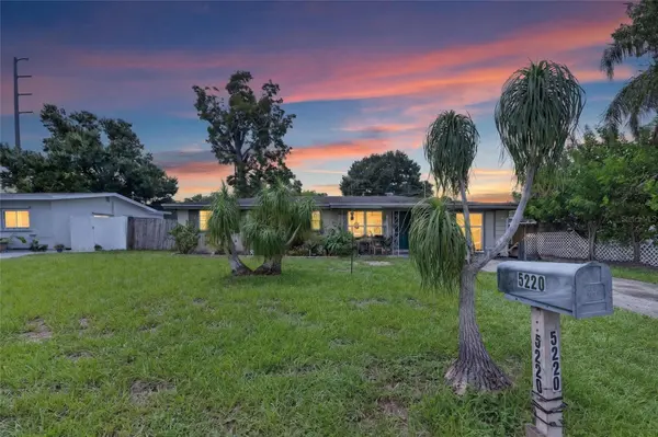 5220 55TH AVE N, St Petersburg, FL 33709