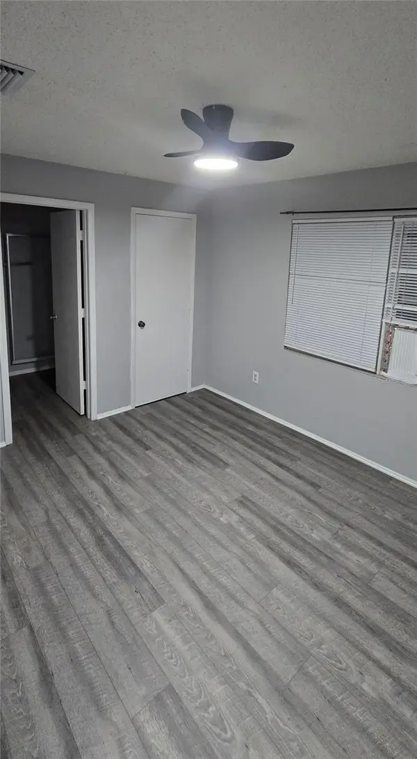 13929 VILLAGE VIEW DR, Tampa, FL 33624