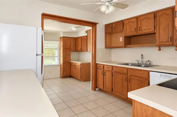 4240 78TH WAY N, St Petersburg, FL 33709