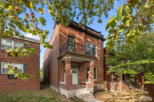 5343 Arsenal ST, St Louis, MO 63139