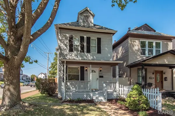 5387 Reber PL, St Louis, MO 63139