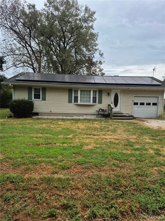 23310 Glenda AVE, Jerseyville, IL 62052