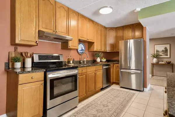 1301 N Western AVE #237, Lake Forest, IL 60045