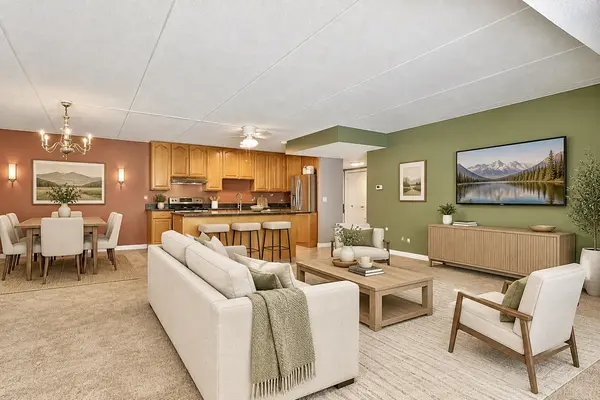1301 N Western AVE #237, Lake Forest, IL 60045