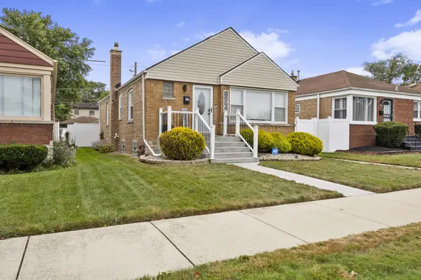 12908 S Parnell AVE, Chicago, IL 60628