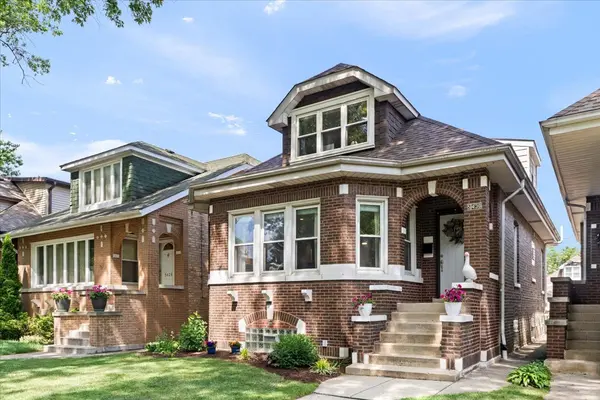 Address not disclosed, Chicago, IL 60630