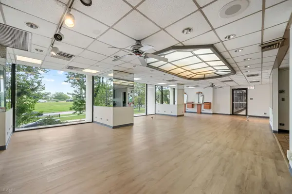 3200 N Lake Shore DR #225, Chicago, IL 60657
