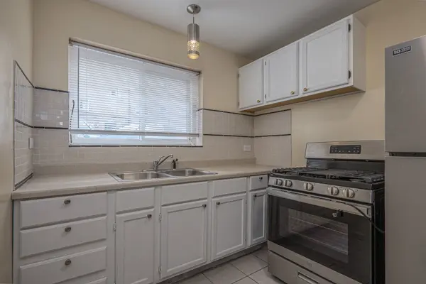 6139 N Seeley AVE #G, Chicago, IL 60659