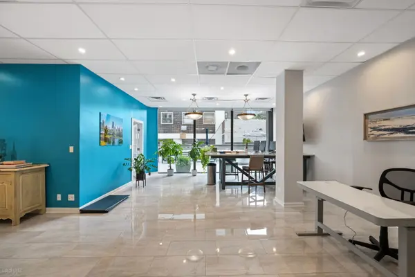 3200 N Lake Shore DR #200, Chicago, IL 60657