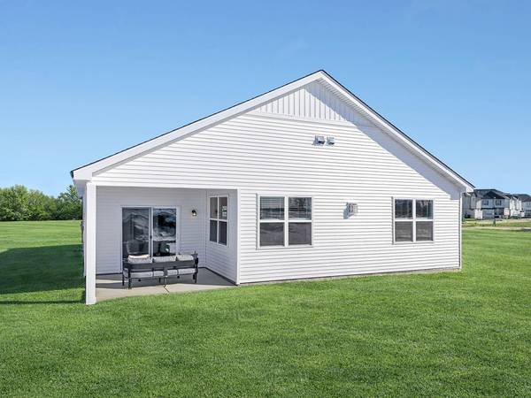 5222 Long Pointe Bay, Woodbury, MN 55129