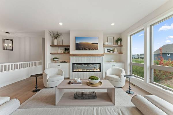 17779 Ellsworth DR, Lakeville, MN 55044
