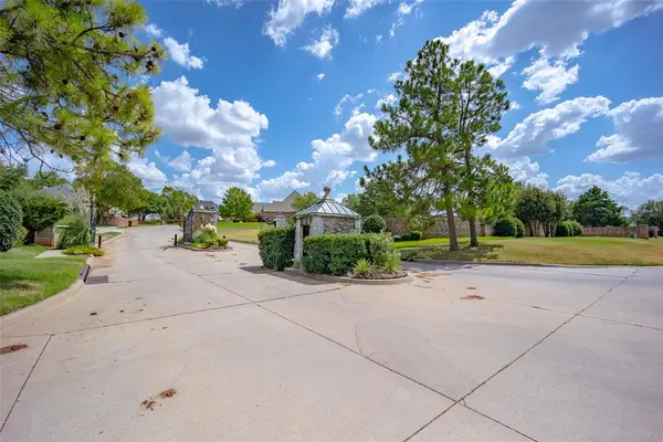 817 Carrie CT, Purcell, OK 73080