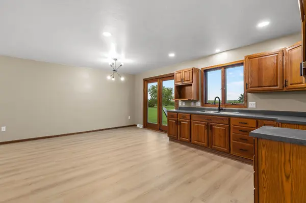 W1879 PLAINVIEW RD, Seymour, WI 54165