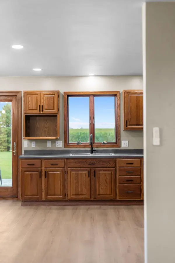 W1879 PLAINVIEW RD, Seymour, WI 54165